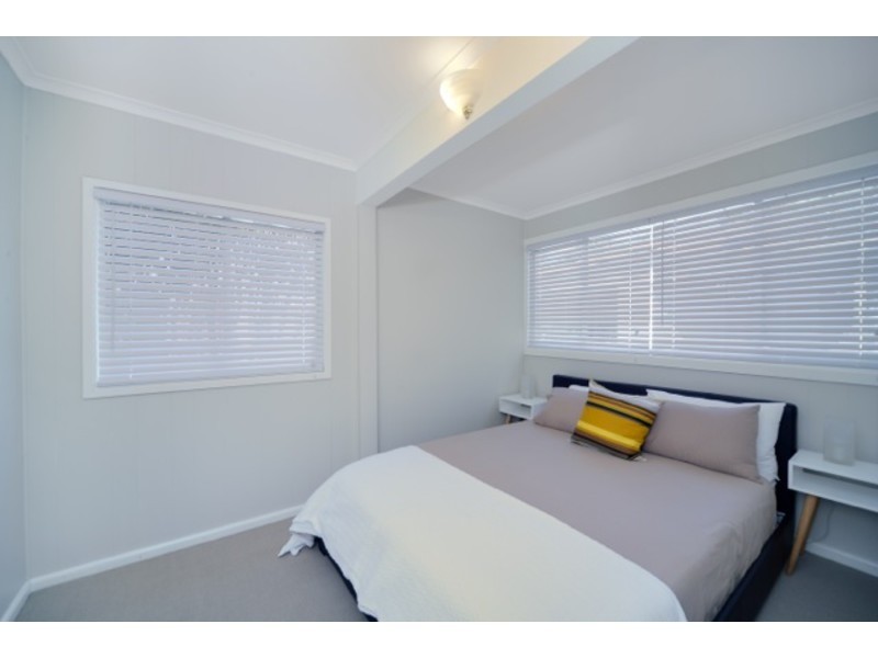 261 Elizabeth Drive, Vincentia NSW 2540