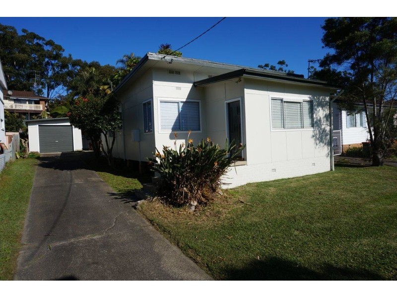261 Elizabeth Drive, Vincentia NSW 2540
