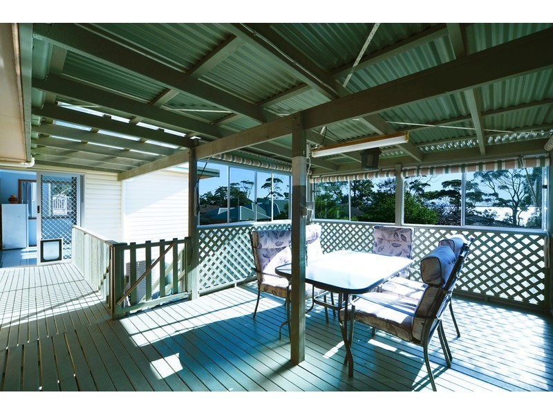 15 Barnett Street, Vincentia NSW 2540