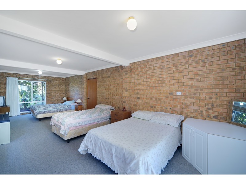 15 Barnett Street, Vincentia NSW 2540