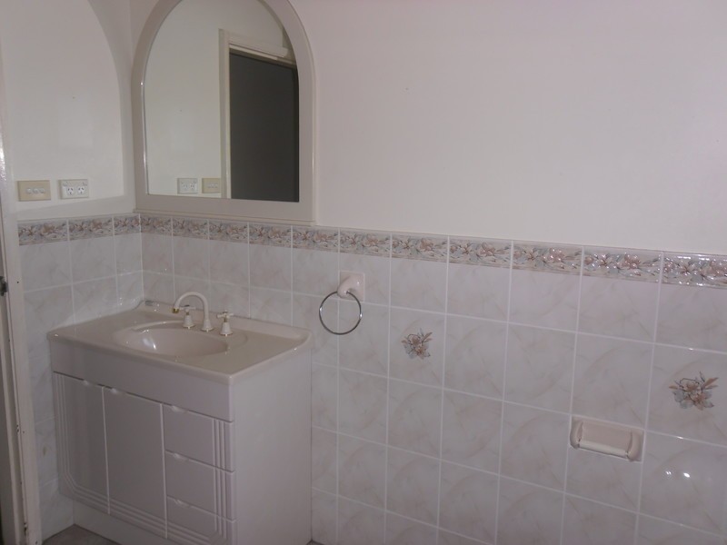 8 Deas Thompson Street, Vincentia NSW 2540