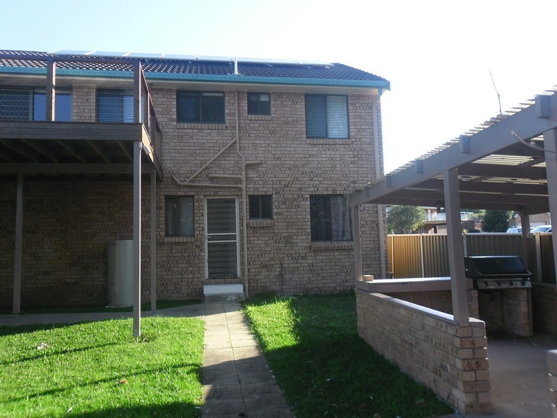 8 Deas Thompson Street, Vincentia NSW 2540