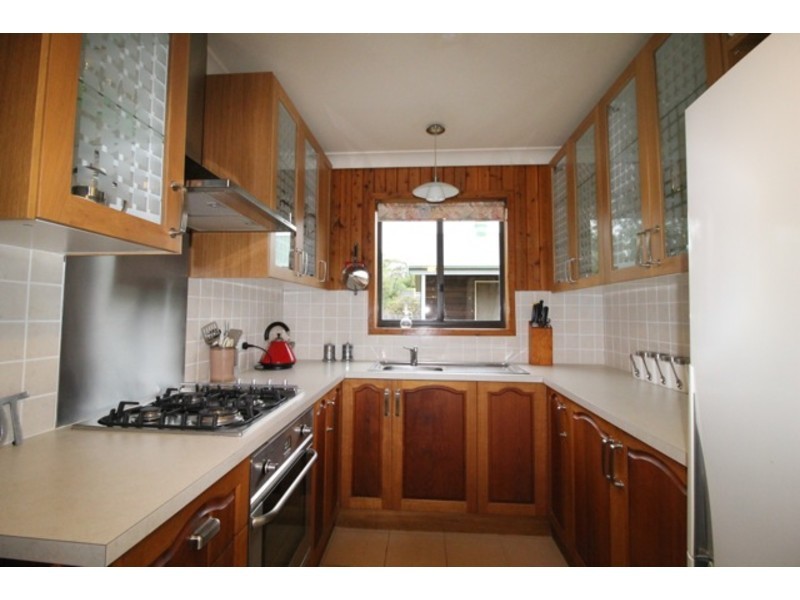 9 Audrey Avenue, Basin View NSW 2540