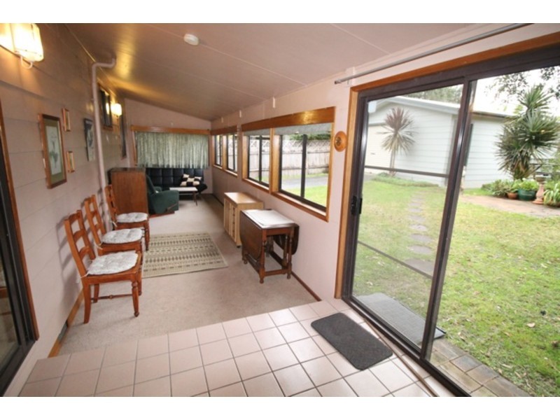 9 Audrey Avenue, Basin View NSW 2540