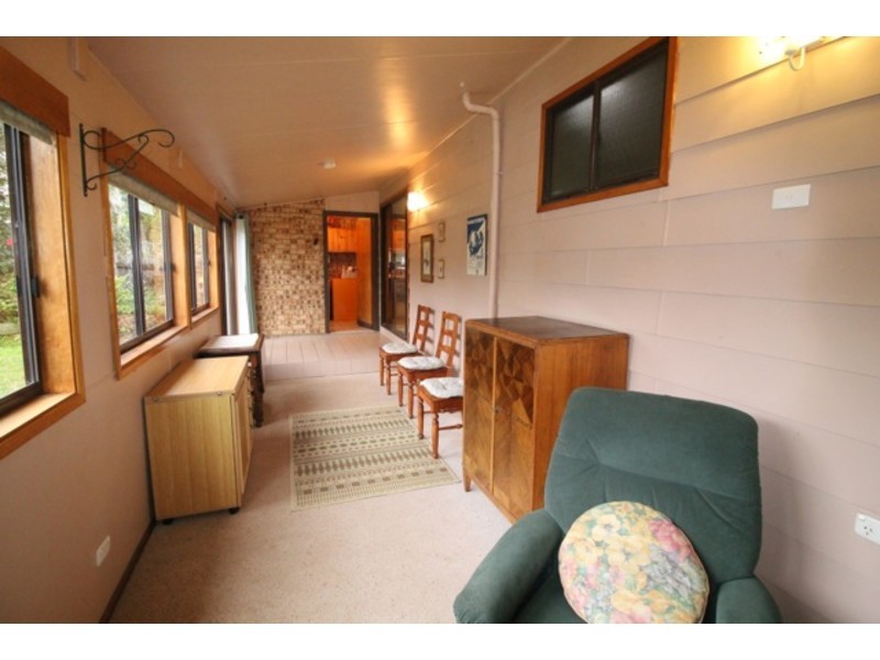 9 Audrey Avenue, Basin View NSW 2540