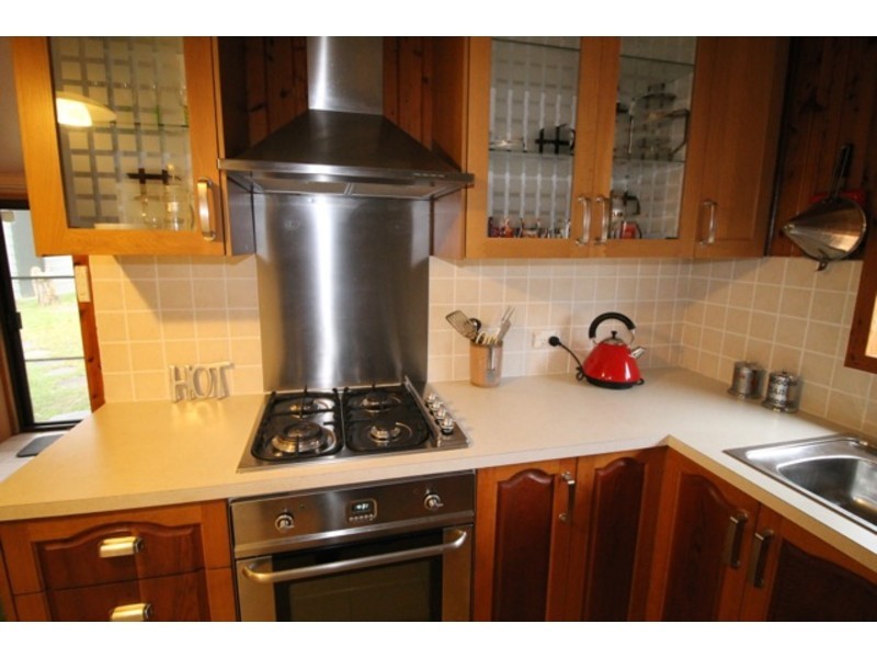 9 Audrey Avenue, Basin View NSW 2540