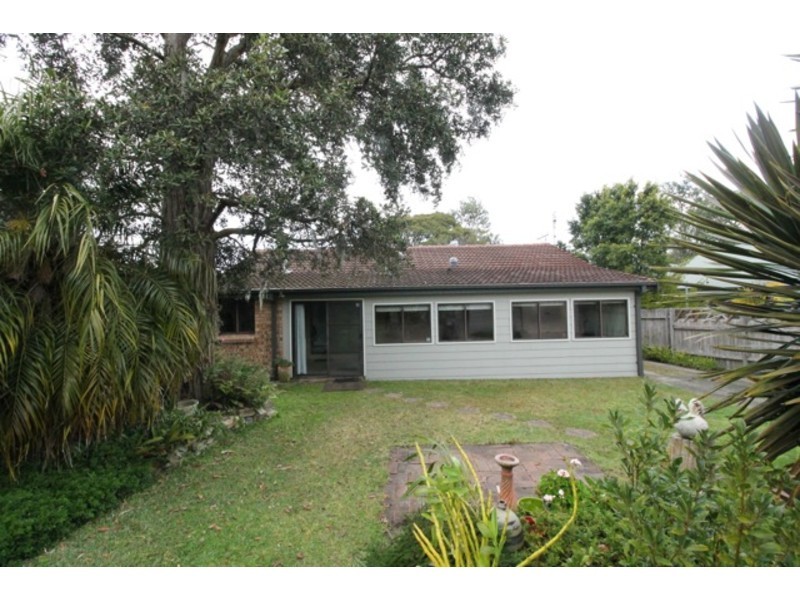 9 Audrey Avenue, Basin View NSW 2540