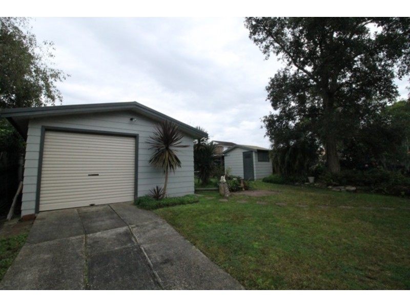 9 Audrey Avenue, Basin View NSW 2540