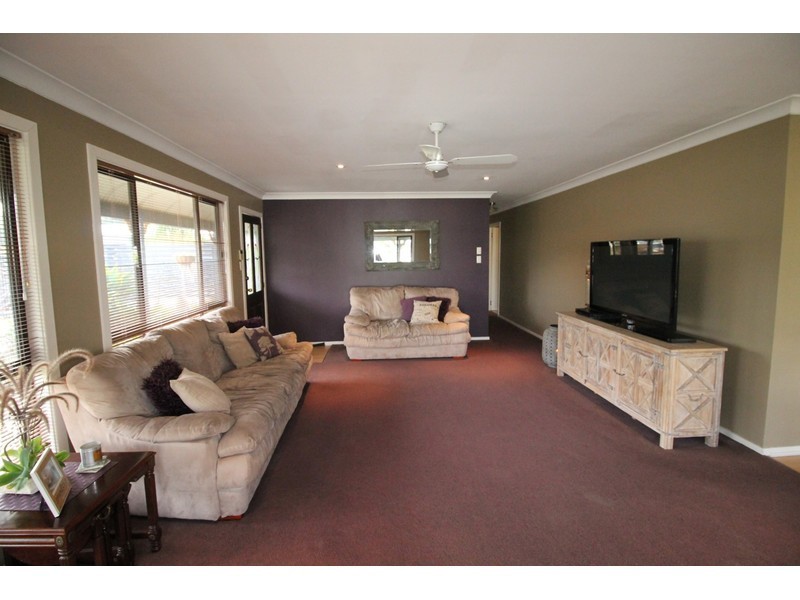 33 Tallyan Point Road, Basin View NSW 2540