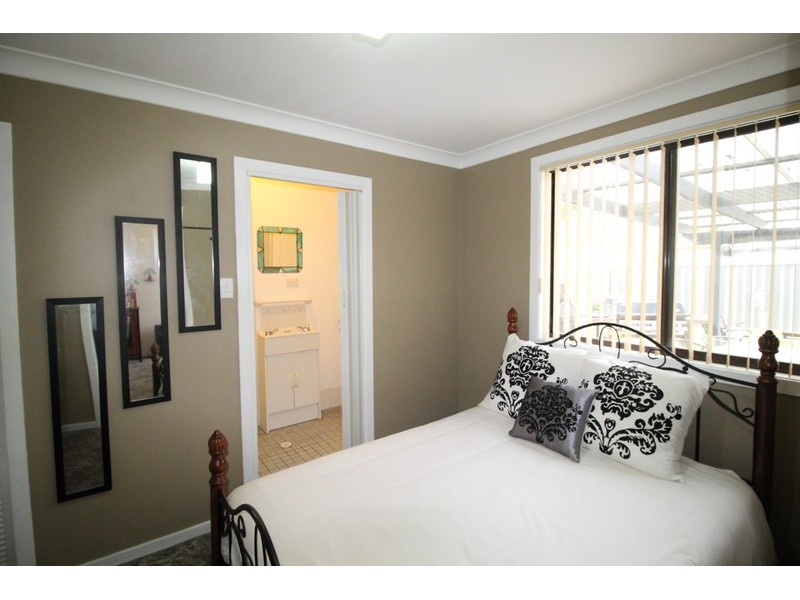 33 Tallyan Point Road, Basin View NSW 2540