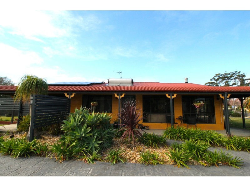 33 Tallyan Point Road, Basin View NSW 2540
