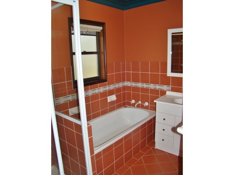 28 Christiansen Avenue, Old Erowal Bay NSW 2540