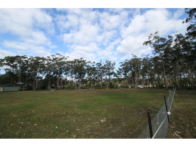 718 WOOLLAMIA Road, Woollamia NSW 2540
