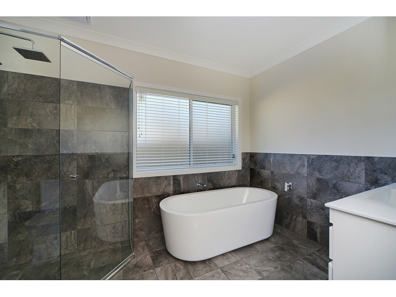 6A Waxberry Place, Sanctuary Point NSW 2540