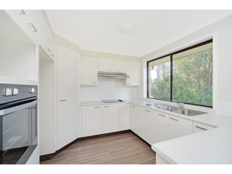 37 Greville Avenue, Sanctuary Point NSW 2540