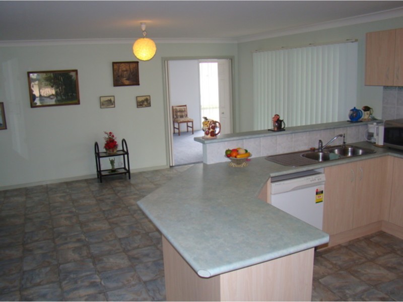 9 Maxwell Cresent, Sanctuary Point NSW 2540