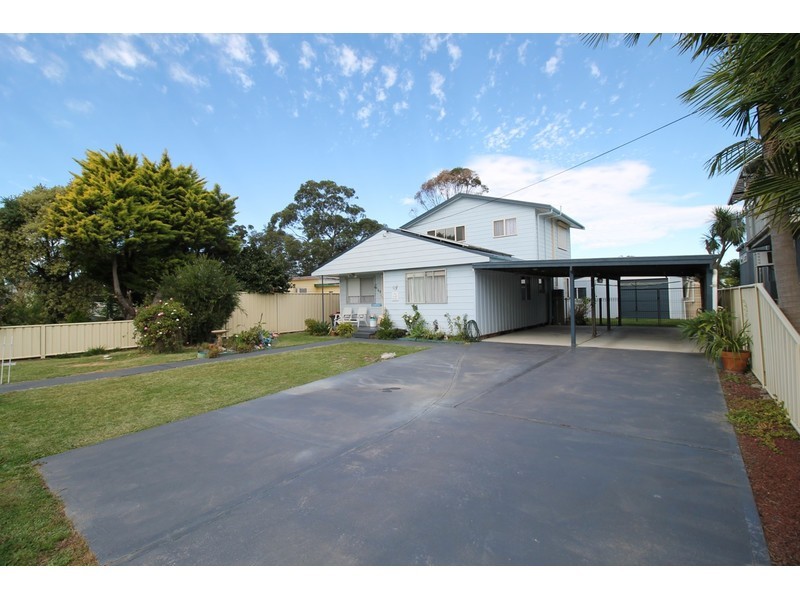 44 Tallyan Point Road, Basin View NSW 2540