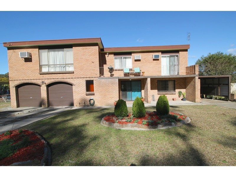 122 Tallyan Point Road, Basin View NSW 2540