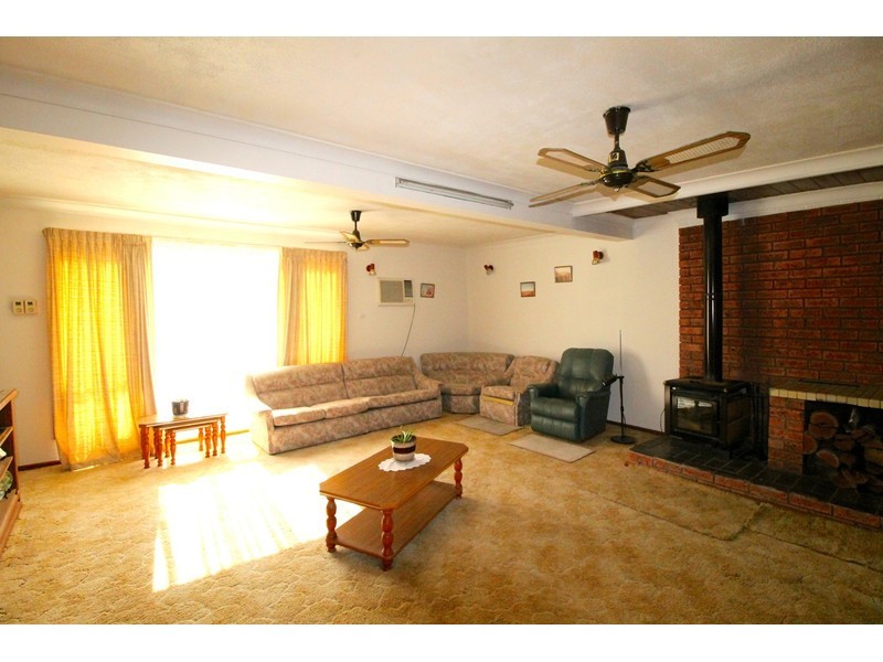 122 Tallyan Point Road, Basin View NSW 2540