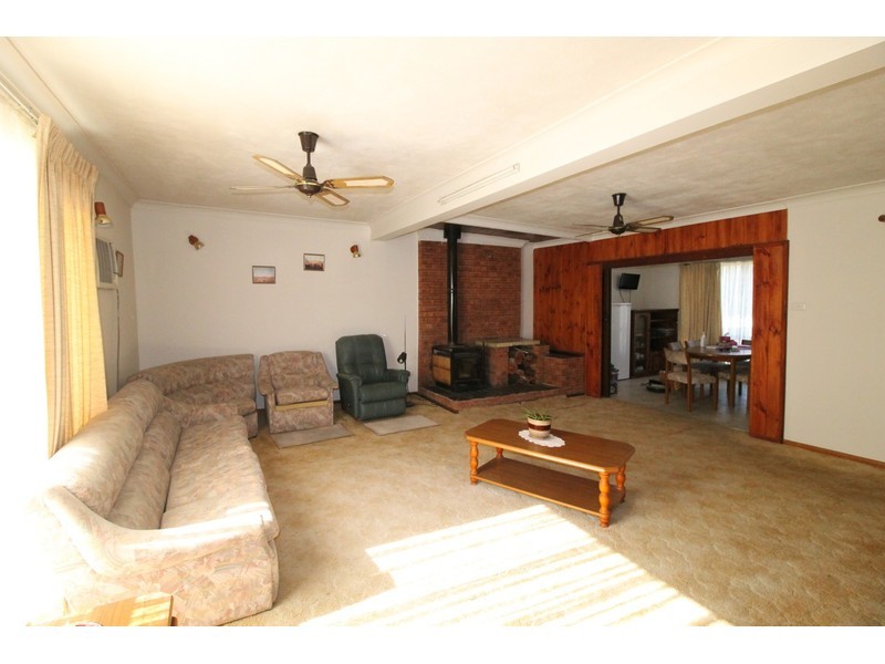 122 Tallyan Point Road, Basin View NSW 2540