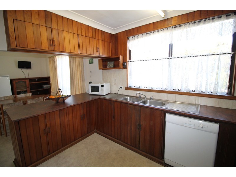 122 Tallyan Point Road, Basin View NSW 2540