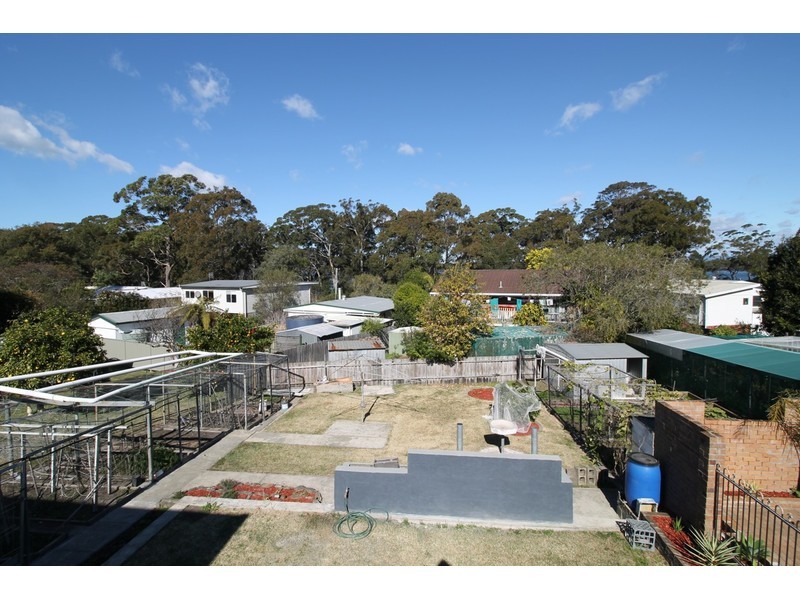 122 Tallyan Point Road, Basin View NSW 2540
