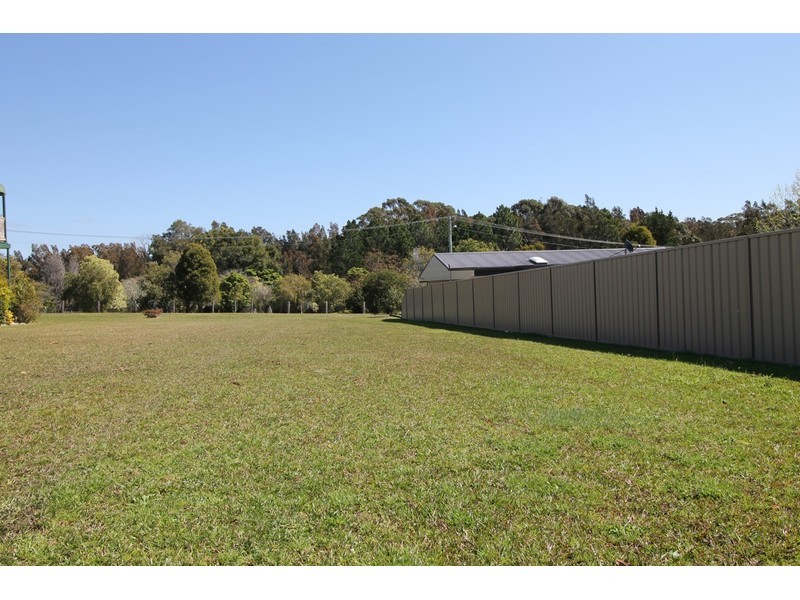 12 Deane Street, St Georges Basin NSW 2540