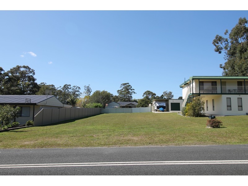 12 Deane Street, St Georges Basin NSW 2540