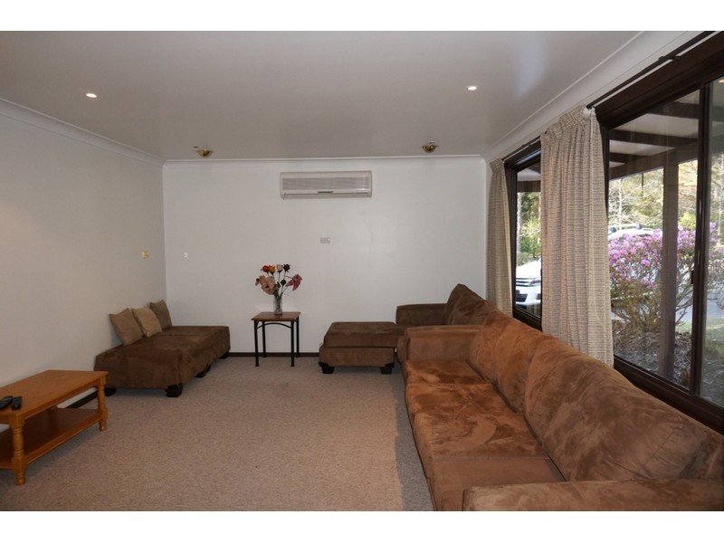 12 Pritchard Avenue, Woollamia NSW 2540