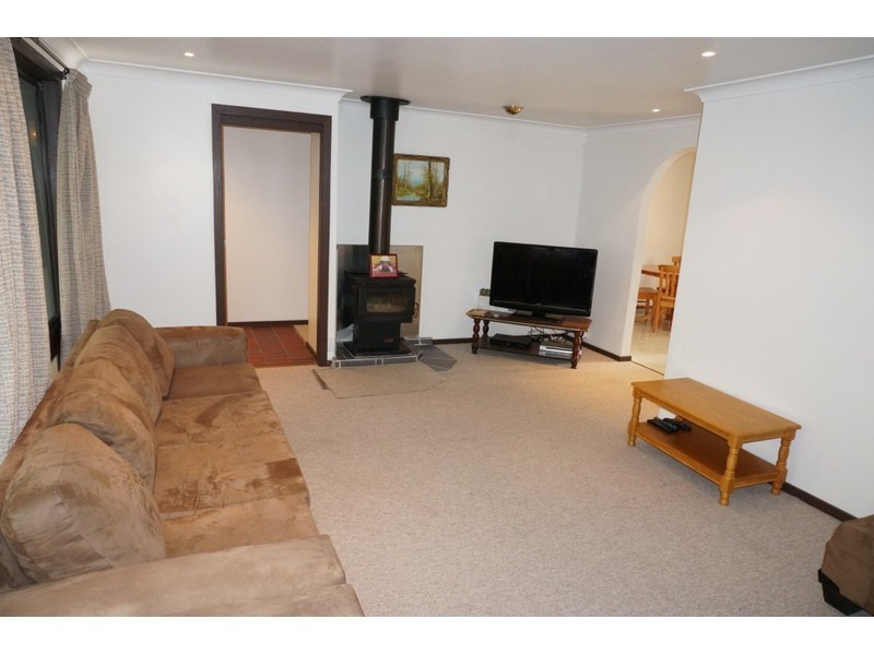 12 Pritchard Avenue, Woollamia NSW 2540