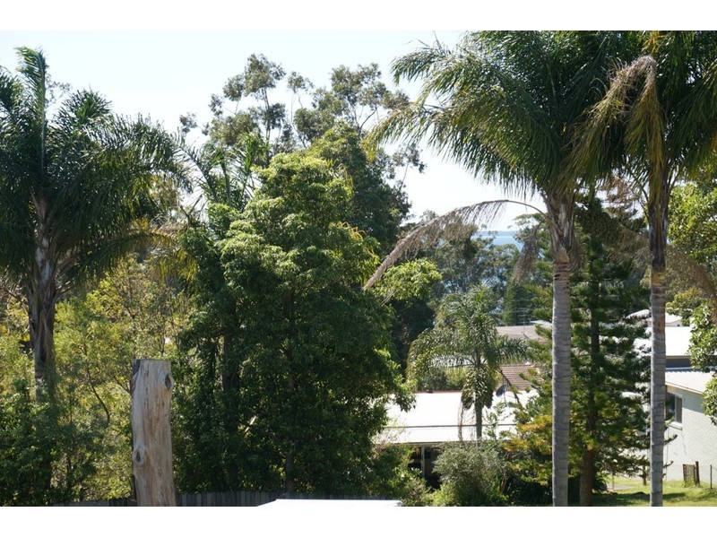 24 Waldegrave Crescent, Vincentia NSW 2540