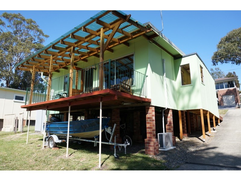 24 Waldegrave Crescent, Vincentia NSW 2540