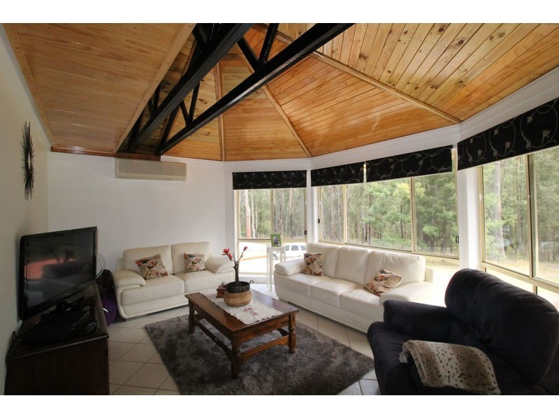 147 Wandean Road, Wandandian NSW 2540