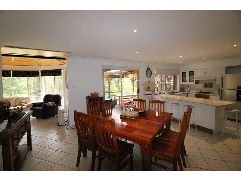 147 Wandean Road, Wandandian NSW 2540