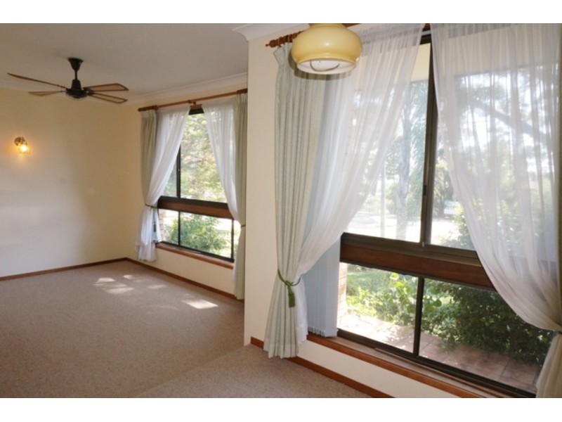 253 Elizabeth Drive, Vincentia NSW 2540