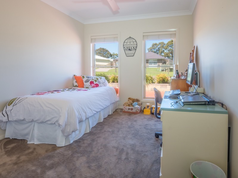2 Waxberry Place, Sanctuary Point NSW 2540