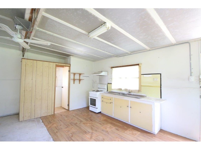 10 St Georges Road, St Georges Basin NSW 2540