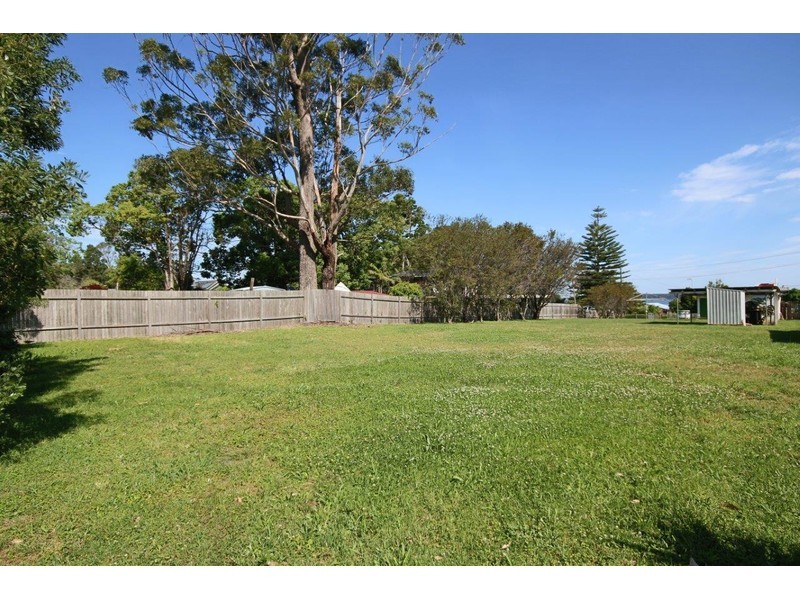 10 St Georges Road, St Georges Basin NSW 2540