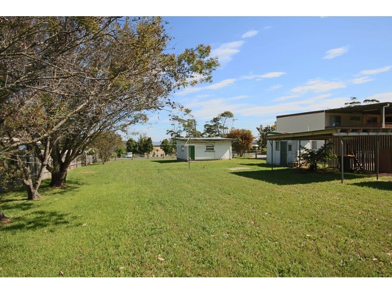 10 St Georges Road, St Georges Basin NSW 2540