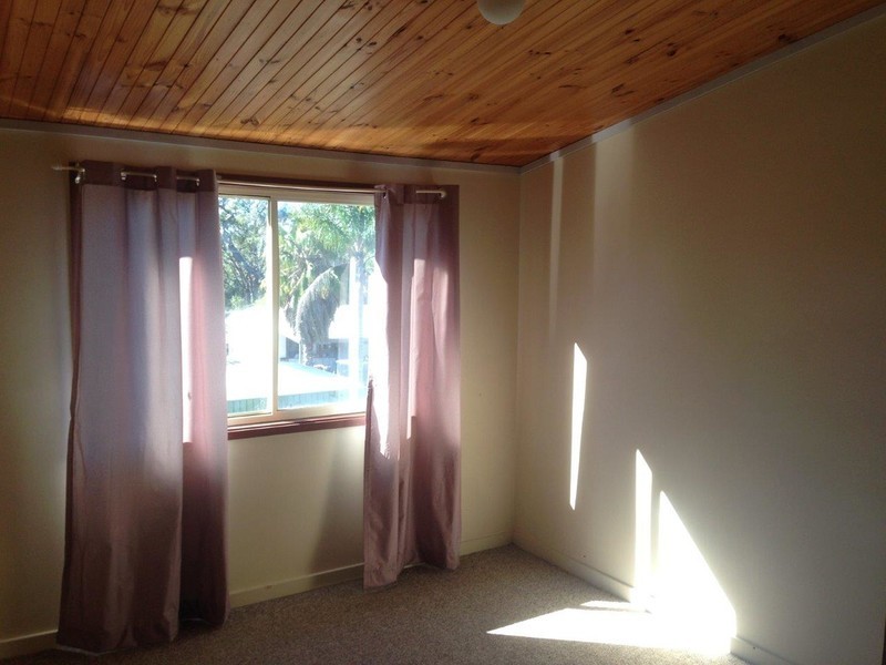 33 Winn Avenue, Basin View NSW 2540