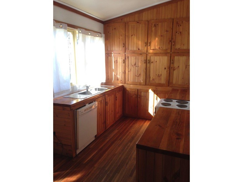 33 Winn Avenue, Basin View NSW 2540