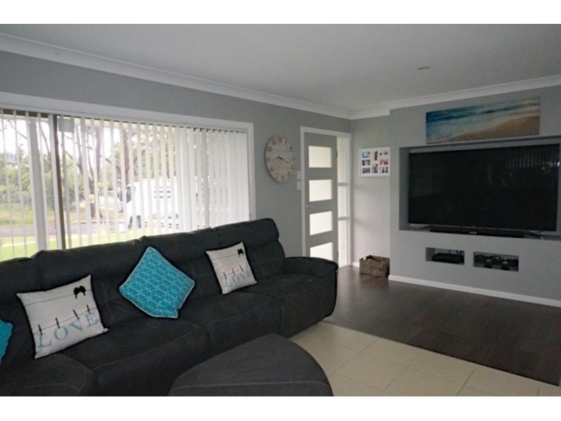 7 Valda Avenue, Basin View NSW 2540