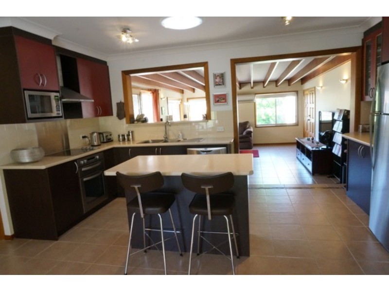 6 Vickery Avenue, Sanctuary Point NSW 2540