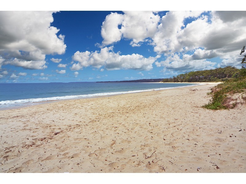 7 Beach Street, Huskisson NSW 2540