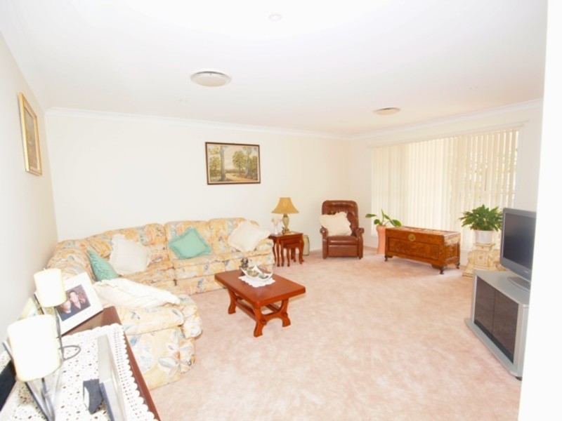 121 Walmer Avenue, Sanctuary Point NSW 2540