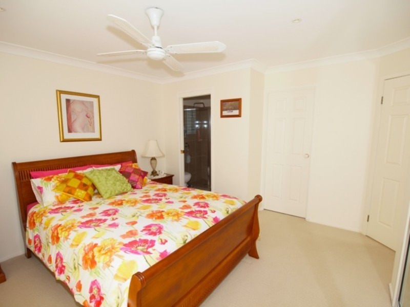 121 Walmer Avenue, Sanctuary Point NSW 2540