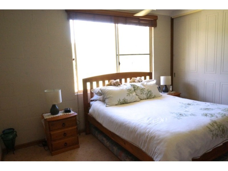 106 Watt Road, Falls Creek NSW 2540