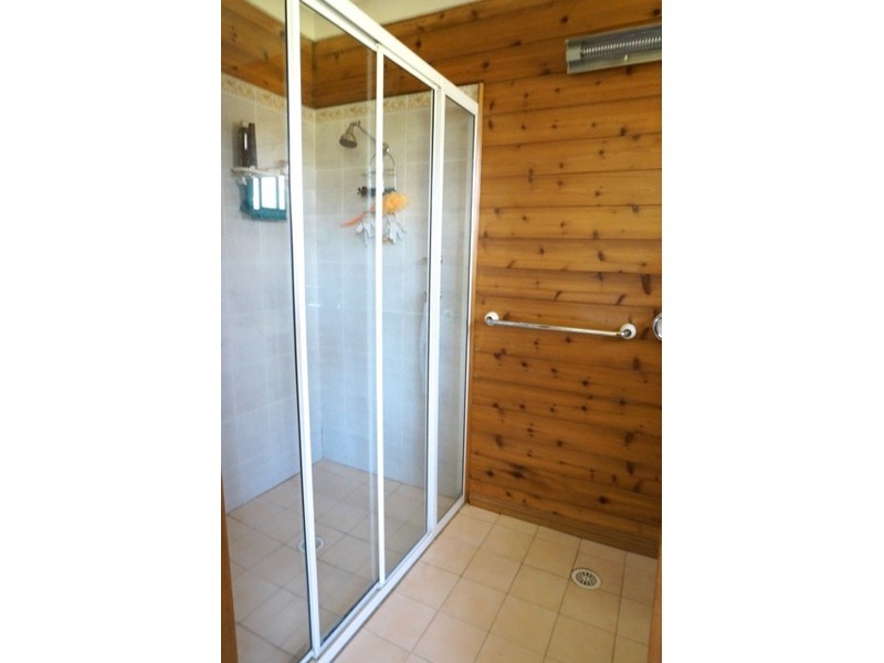 106 Watt Road, Falls Creek NSW 2540