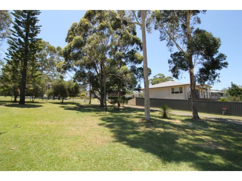 1-41 St Georges Road, St Georges Basin NSW 2540