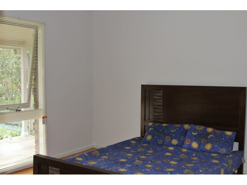 8 Greville Avenue, Sanctuary Point NSW 2540